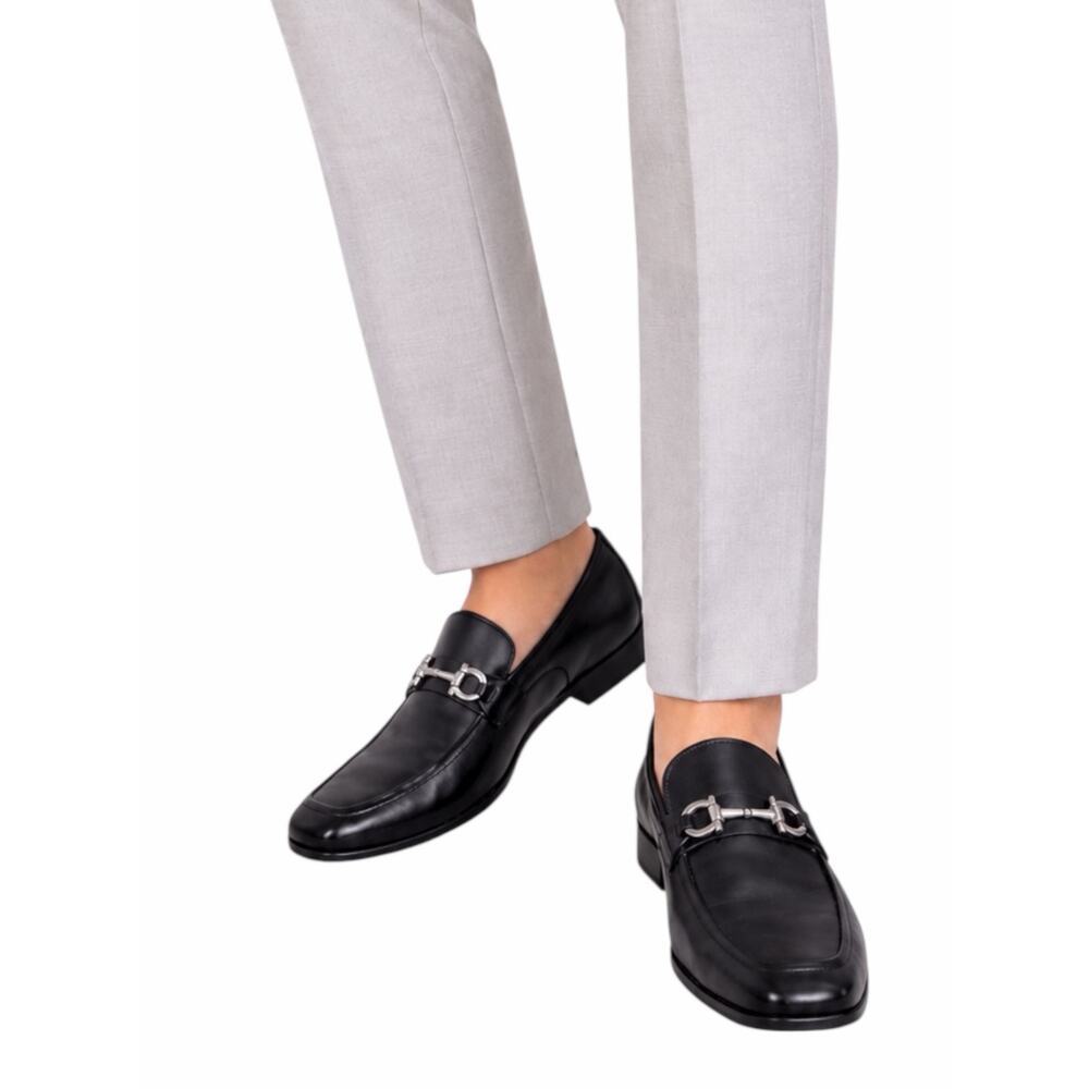 Salvatore Ferragamo Gancini Buckle Leather Loafer Black Size 9D